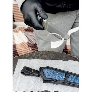 БЛАКИТНИЙ БИВЕНЬ ніж ручної роботи майстра Василя Дячика, CPM 121 REX в нержавіючому дамаску, 68 HRC. Photo 2